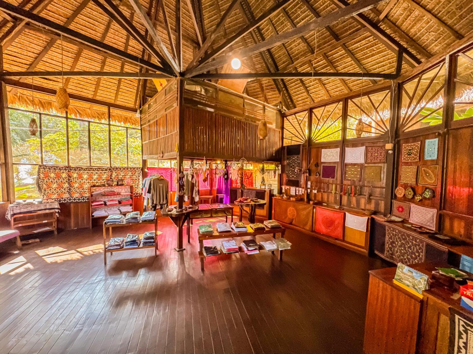 Corto Maltes Amazonia Lodge Puerto Maldonado Exterior photo